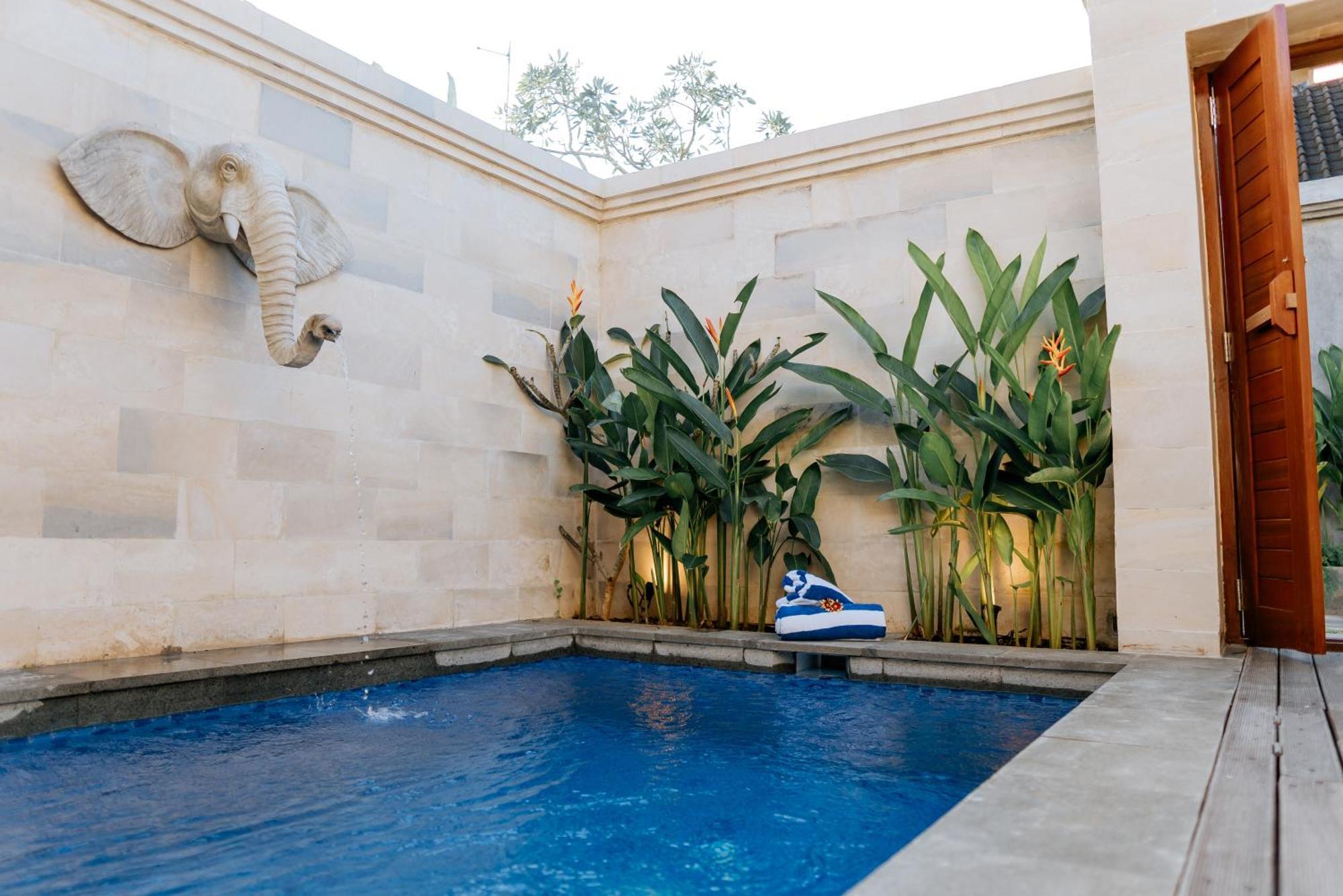 Bali Made Escape Hotel Gianyar  Ngoại thất bức ảnh