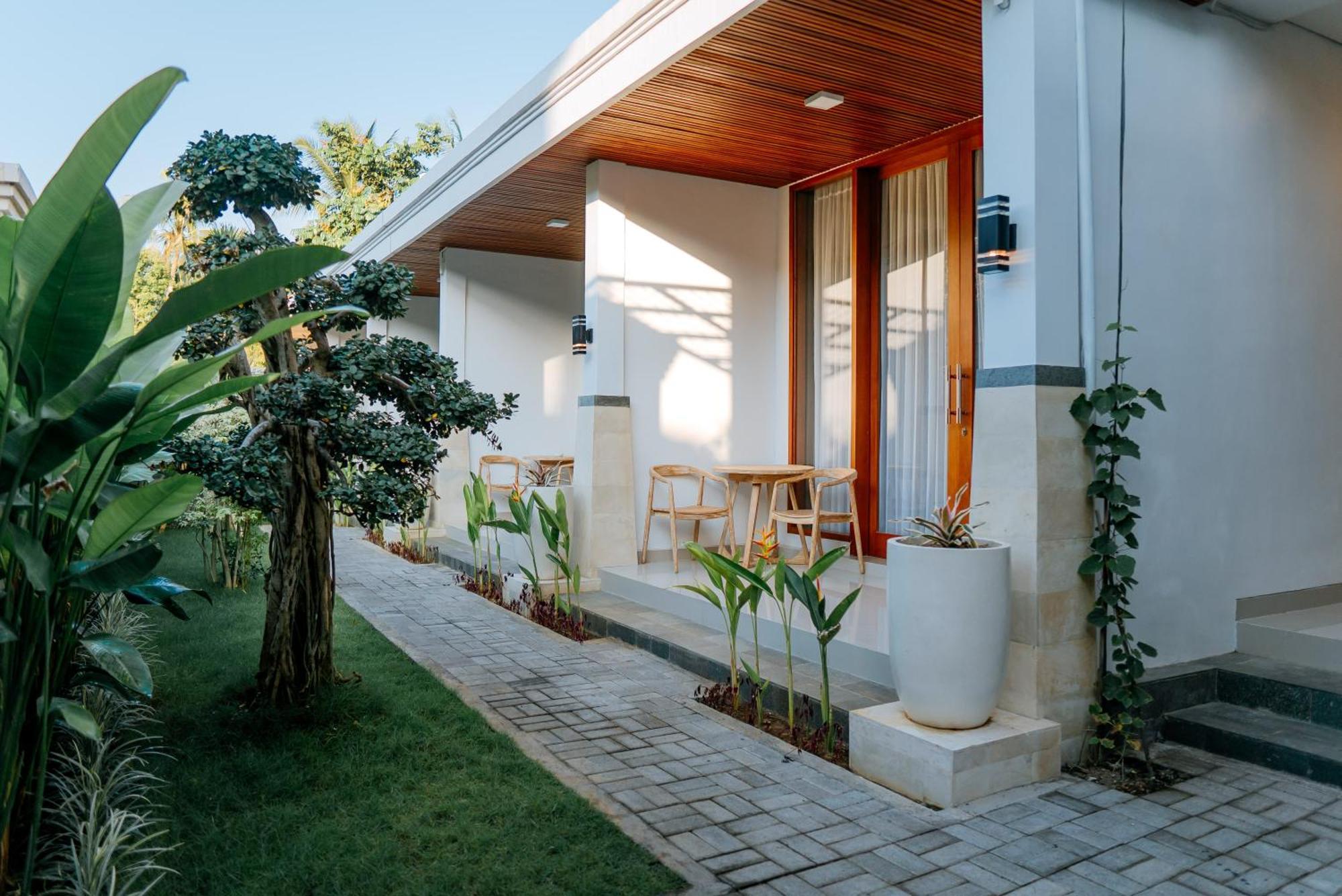 Bali Made Escape Hotel Gianyar  Ngoại thất bức ảnh