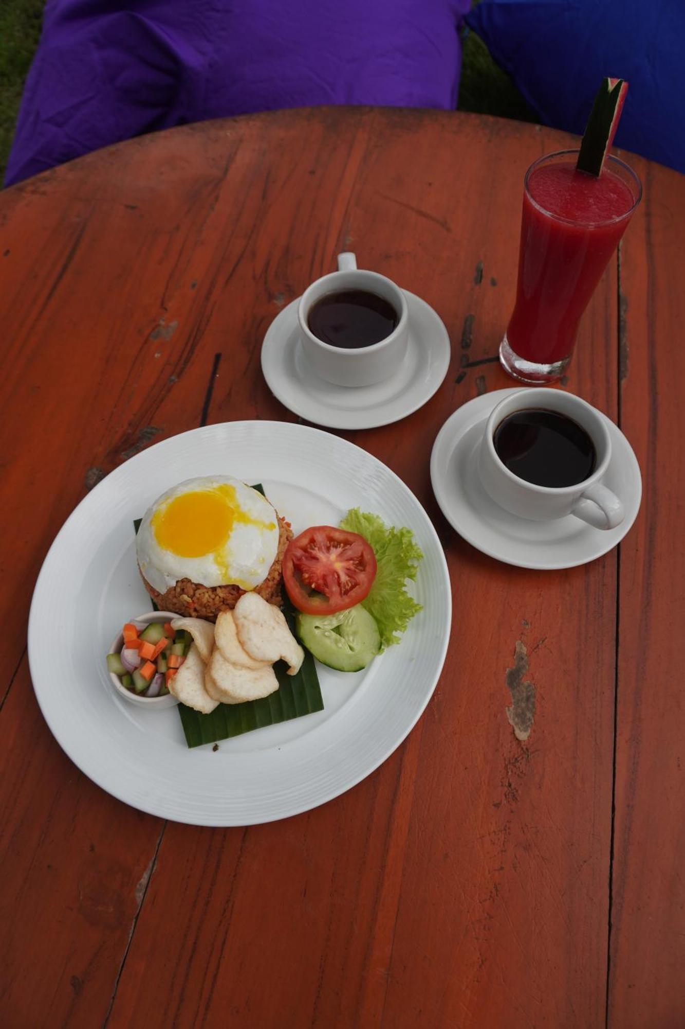 Bali Made Escape Hotel Gianyar  Ngoại thất bức ảnh